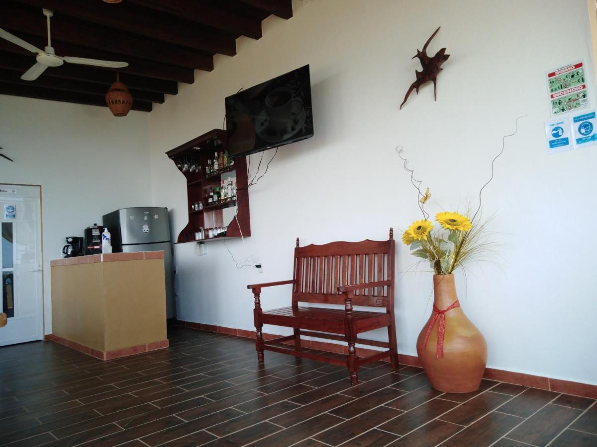 Gloria'S Hotel Estacahuite 外观 照片