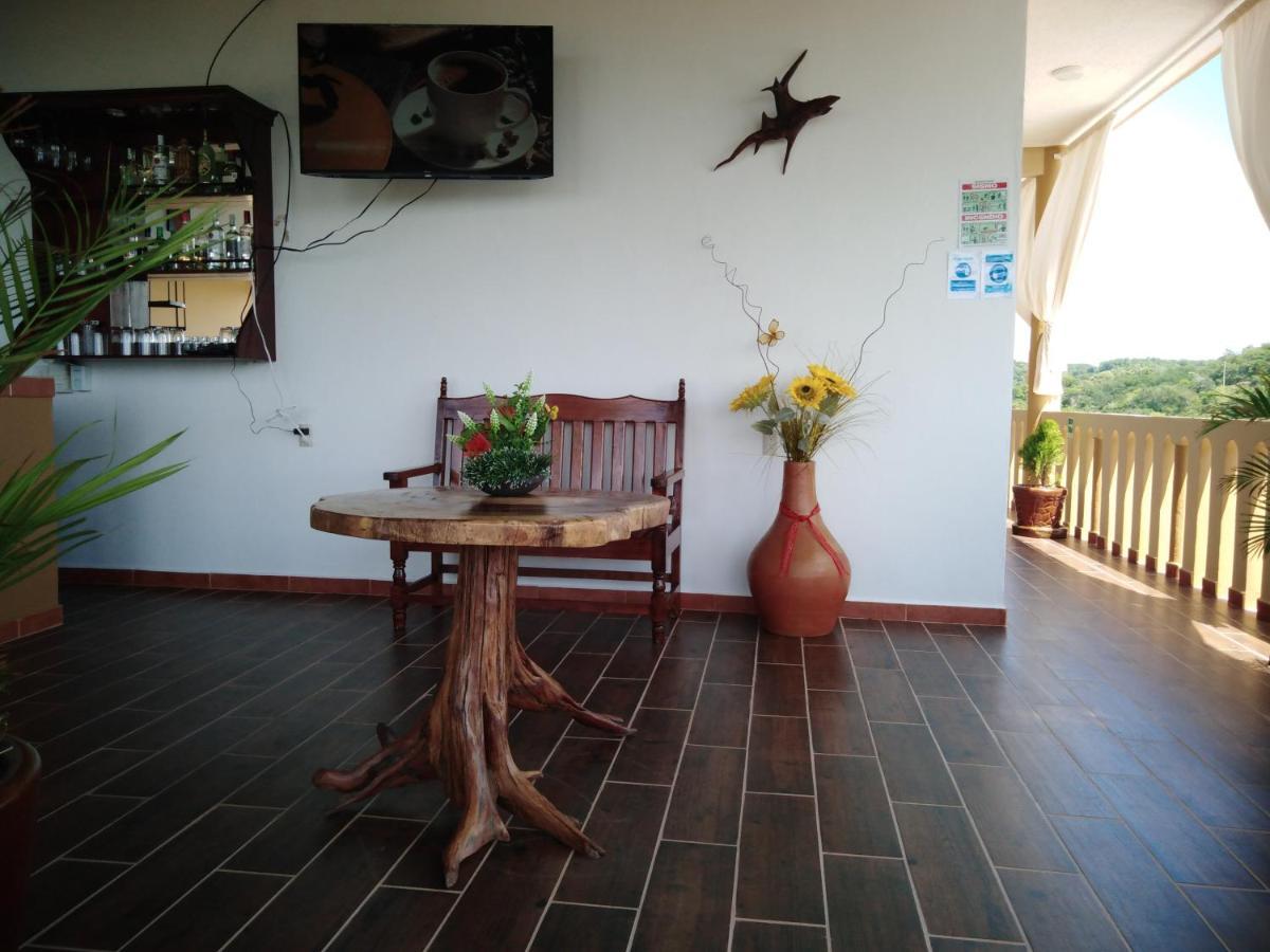 Gloria'S Hotel Estacahuite 外观 照片